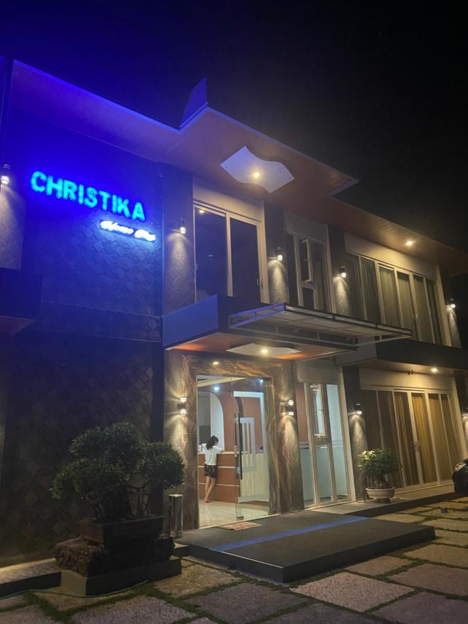 Christika Homestay Labuan Bajo Eksteriør bilde